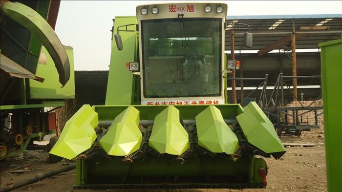 飼料收獲機(jī)